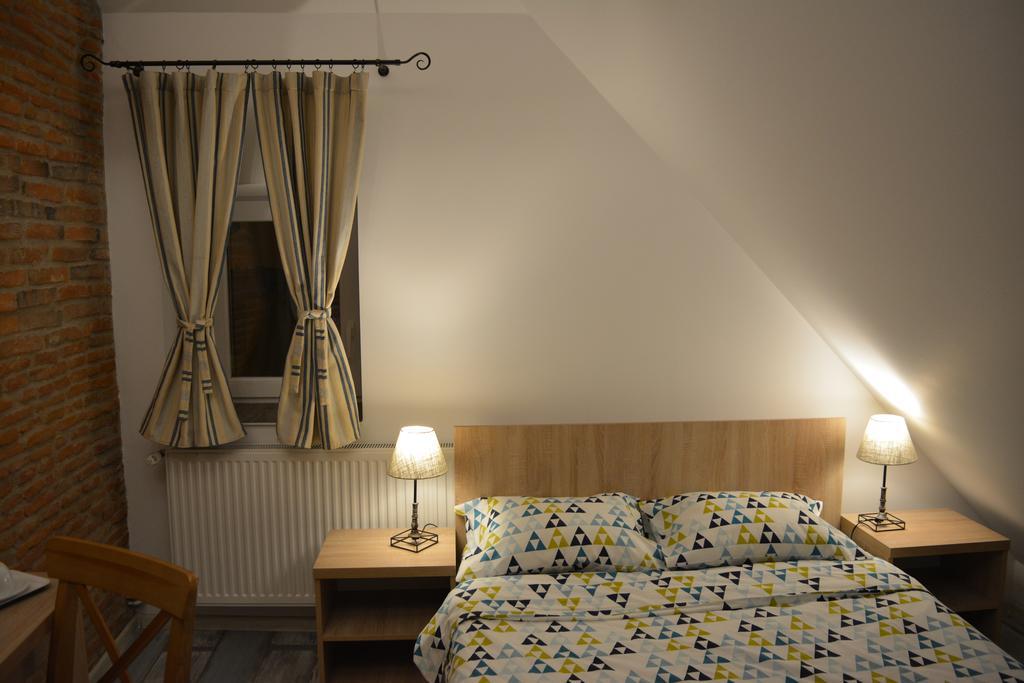 Blue House Hotel Braşov Værelse billede