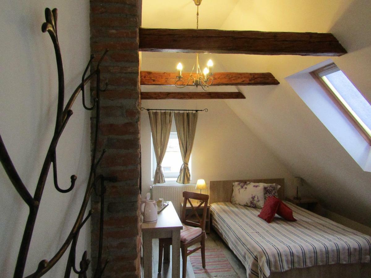 Blue House Hotel Braşov Eksteriør billede